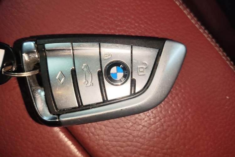 Used BMW 5 Series 2019 530Li Leading Model M Sport Package Vehicle Key