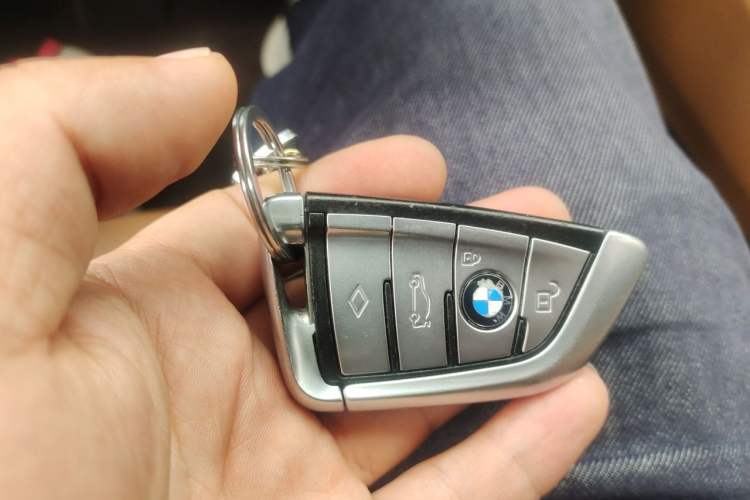 Used BMW 5 Series 2019 530Li Leading Model M Sport Package Vehicle Key