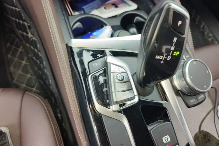 Used BMW 5 Series 2019 Restyled 525Li M Sport Package Vehicle Key