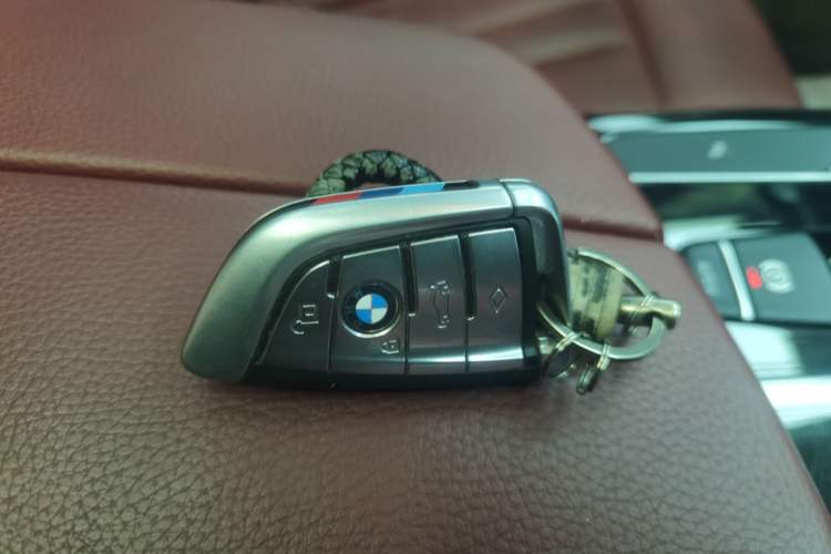 Used BMW 5 Series 2019 530Li Leading Model M Sport Package Vehicle Key