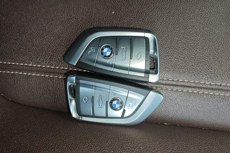 Used BMW 5 Series 2019 525Li M Sport Package Vehicle Key