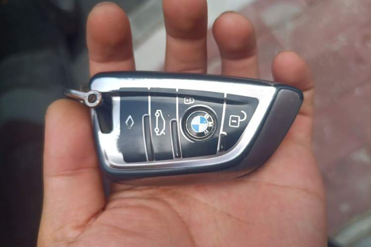 Used BMW 5 Series 2019 Restyled 525Li M Sport Package Vehicle Key