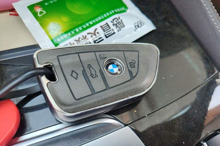 Used BMW 5 Series 2019 525Li M Sport Package Vehicle Key