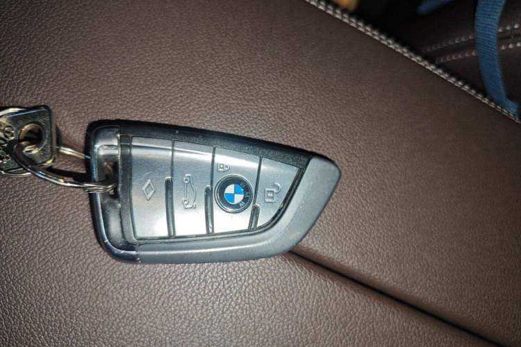 Used BMW 5 Series 2019 525Li M Sport Package Vehicle Key