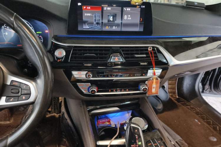 Used BMW 5 Series 2019 Restyled 525Li M Sport Package Audio And AC Panel