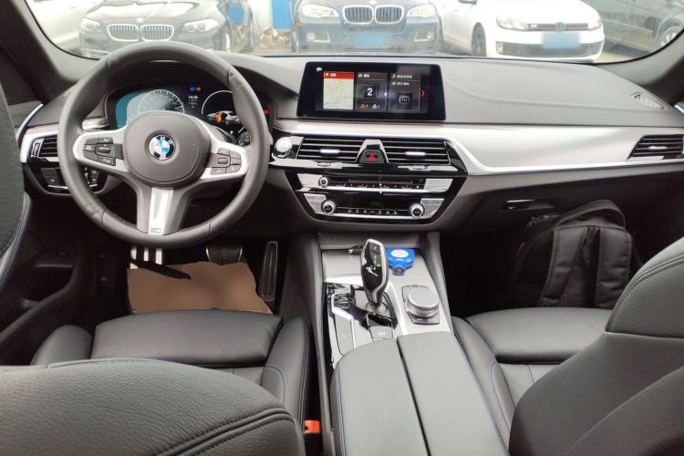 Used BMW 5 Series 2019 Restyled 525i M Sport Package Center Console