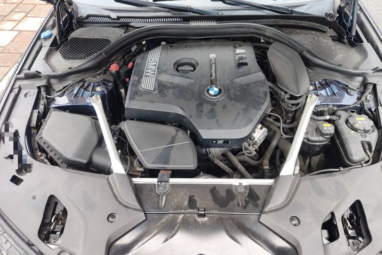 Used BMW 5 Series 2019 525i M Sport Package Engine Bay