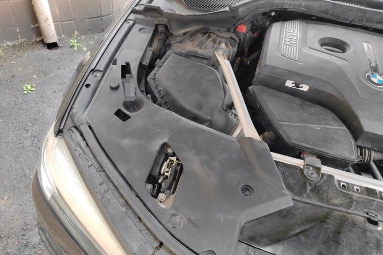 Used BMW 5 Series 2019 Facelifted 530Li Leading Edition M Sport Package Engine Bay Right