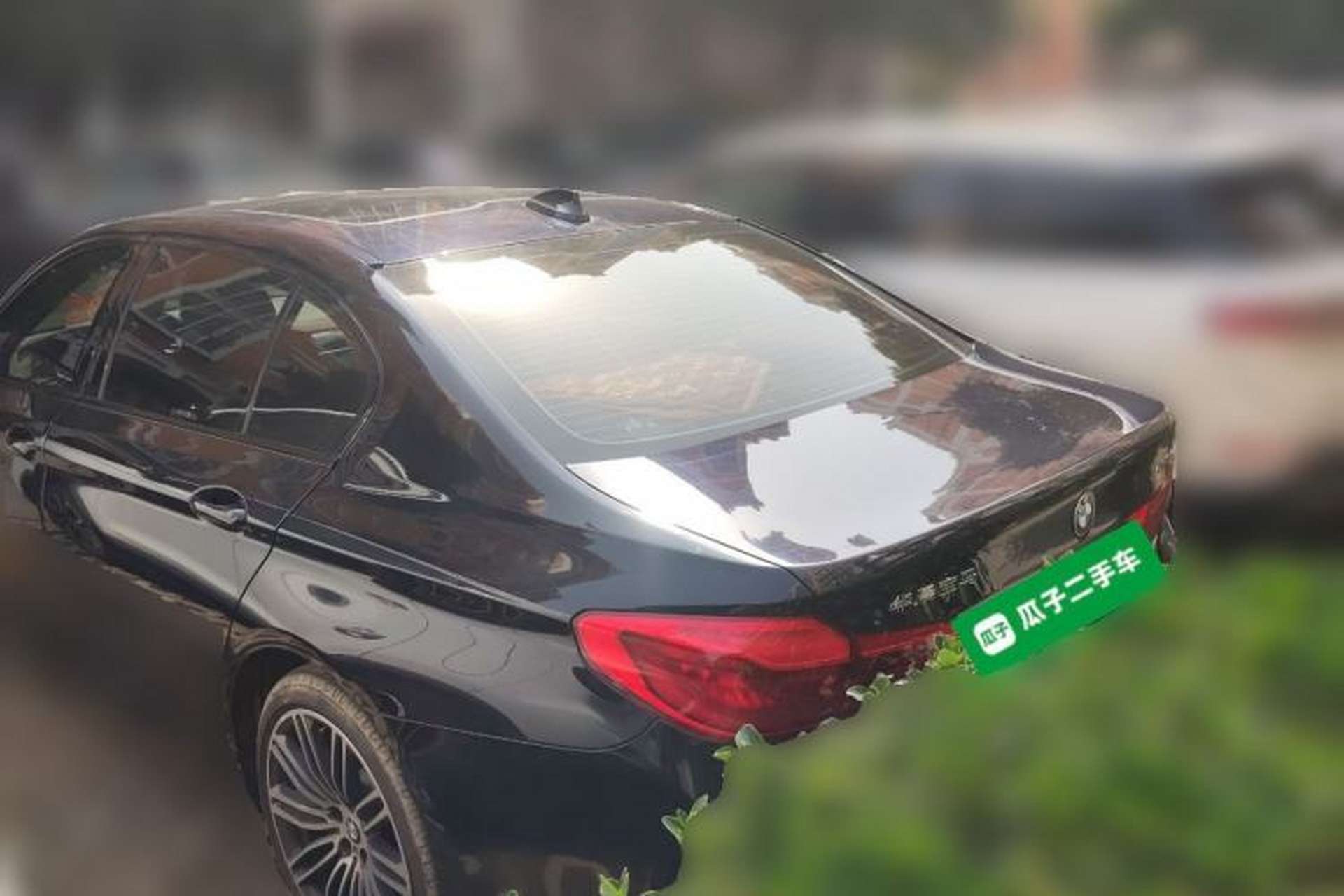 Used BMW 5 Series 2019 530Li Leading Model M Sport Package Exterior 3