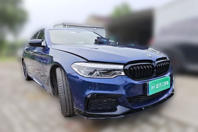 Used BMW 5 Series 2019 Facelifted 530i M Sport Package Front Right 45 Deg
