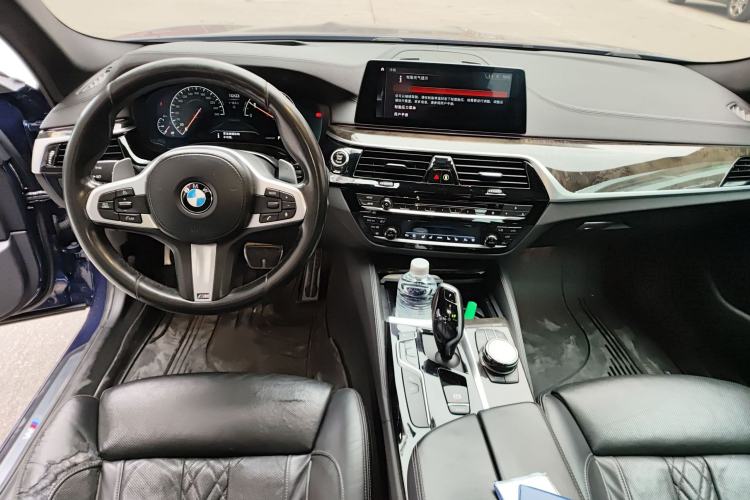 Used BMW 5 Series 2019 540i M Sport Package Interior 2