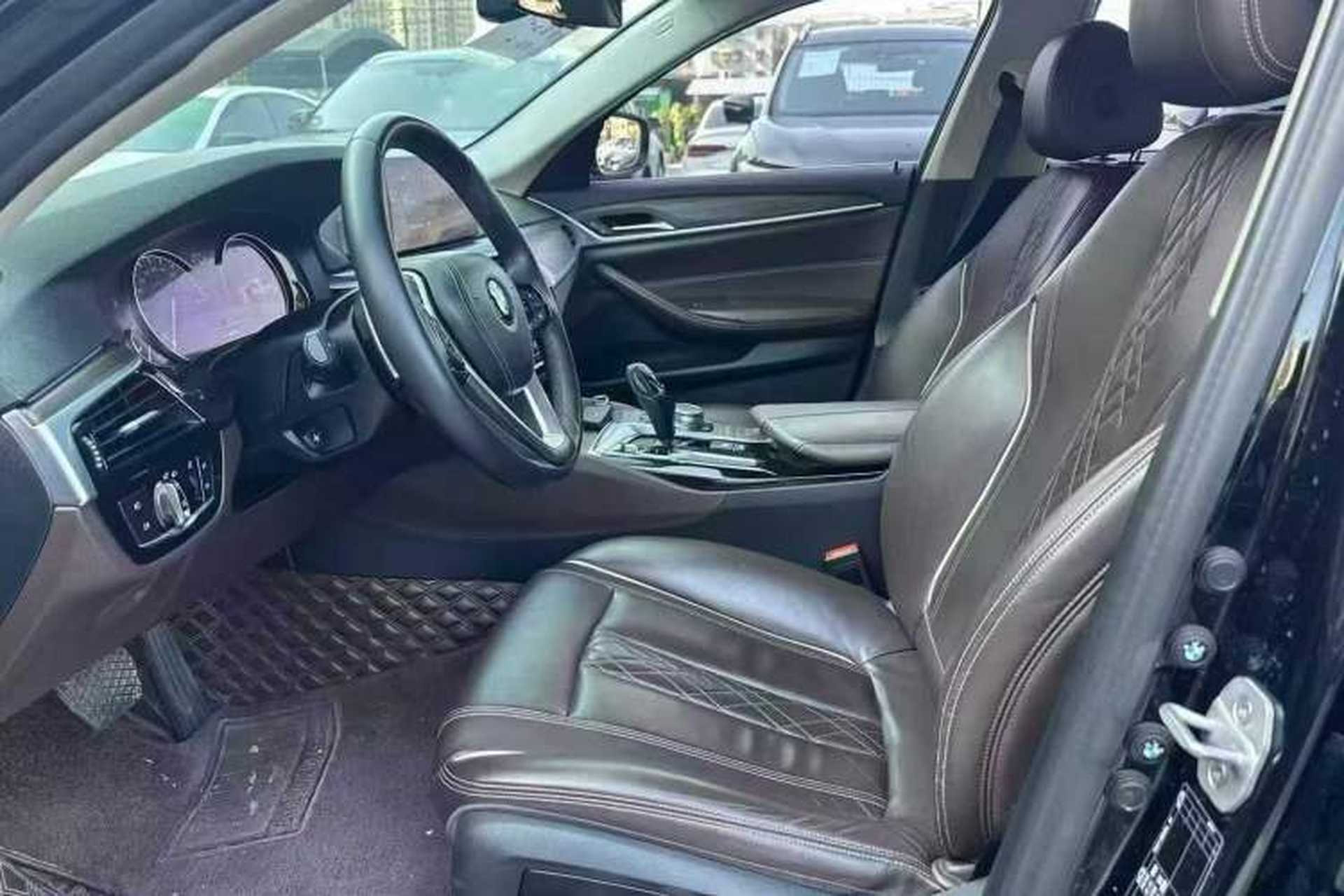 Used BMW 5 Series 2019 530Li Leading Model M Sport Package Interior 3