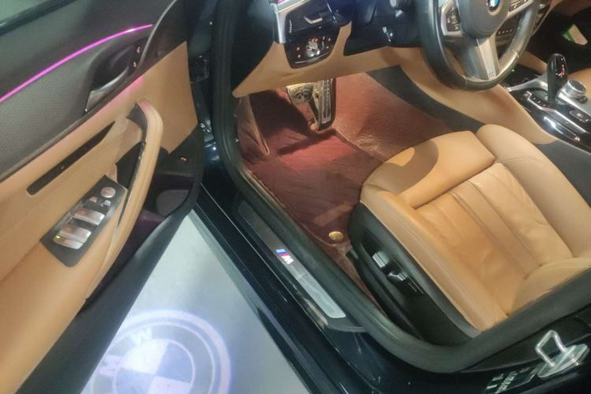 Used BMW 5 Series 2019 525i M Sport Package Interior 3