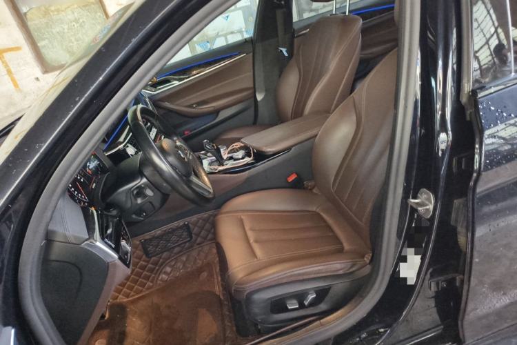 Used BMW 5 Series 2019 Restyled 525Li M Sport Package Left Front Seat