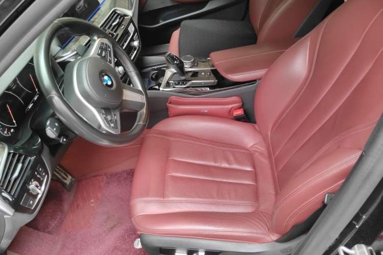 Used BMW 5 Series 2019 Facelifted 530Li Leading Edition M Sport Package Left Front Seat