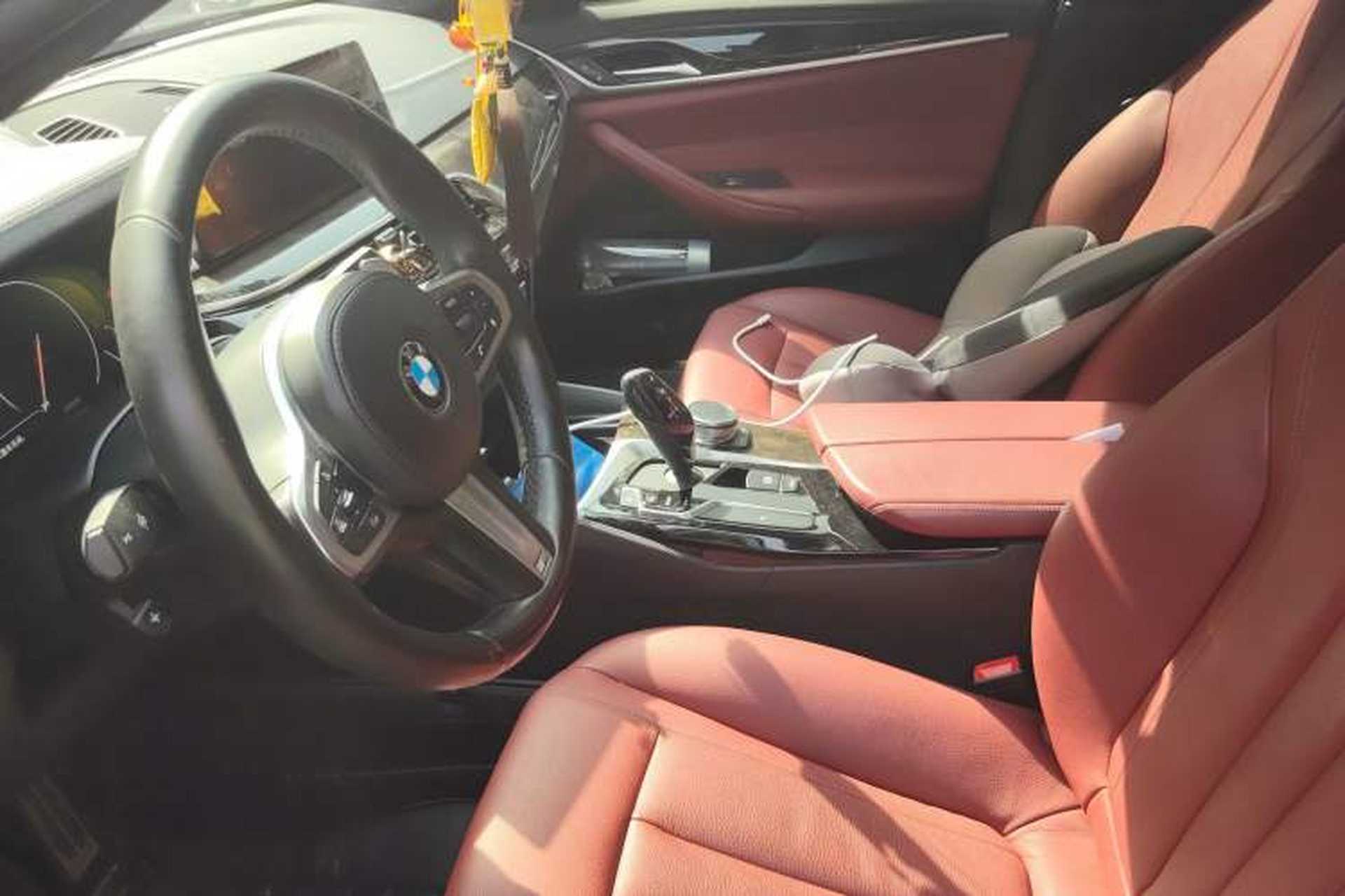 Used BMW 5 Series 2019 530Li Leading Model M Sport Package Left Front Seat