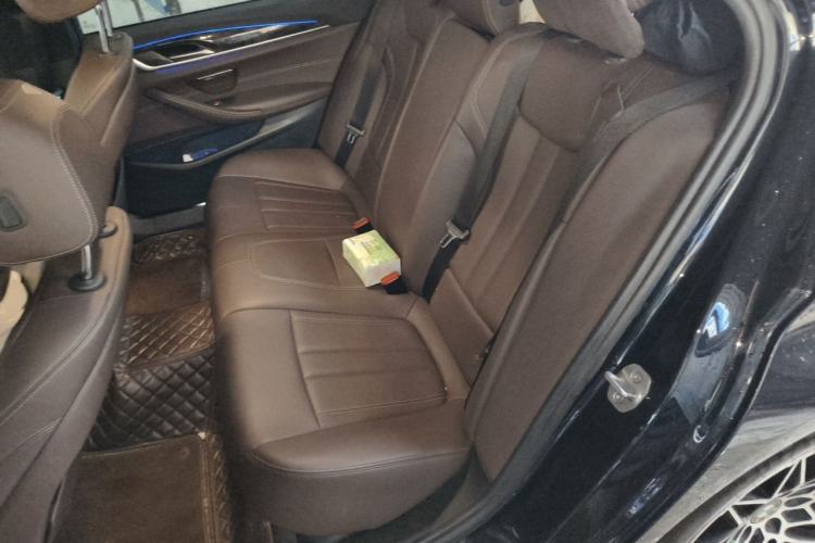 Used BMW 5 Series 2019 Restyled 525Li M Sport Package Left Rear Seat