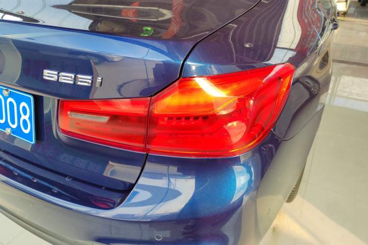 Used BMW 5 Series 2019 Restyled 525i M Sport Package Right Rear Taillight