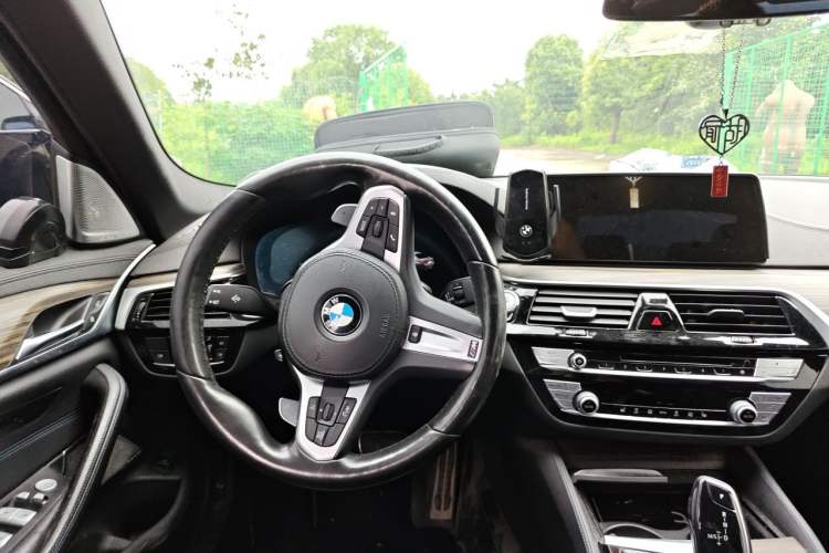 Used BMW 5 Series 2019 Facelifted 530i M Sport Package Steering Wheel