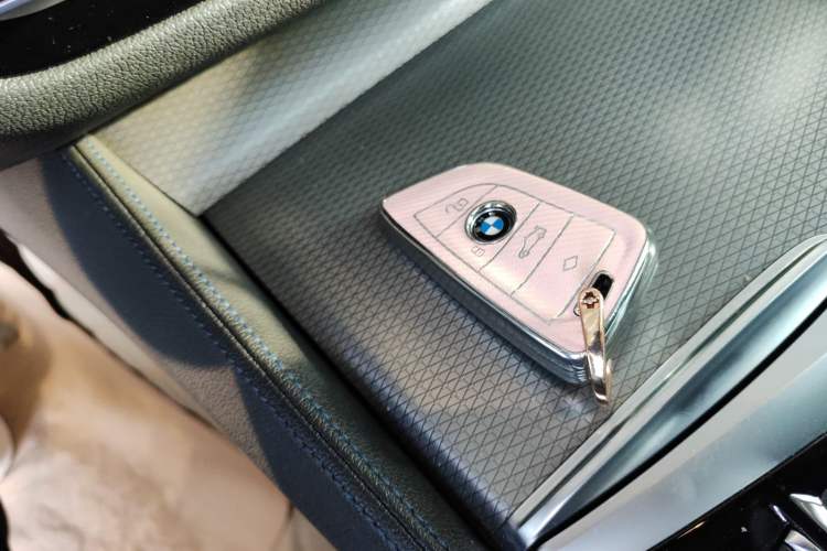 Used BMW 5 Series 2019 Restyled 525i M Sport Package Vehicle Key