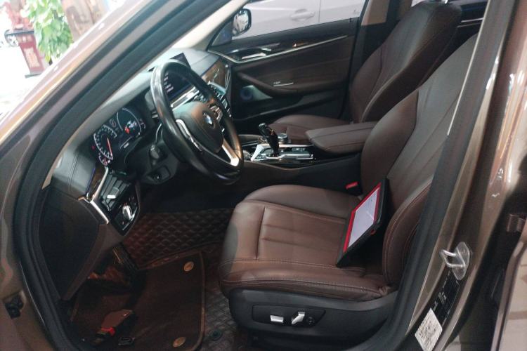 Used BMW 5 Series 2019 Facelifted 525Li Luxury Package Left Front Seat