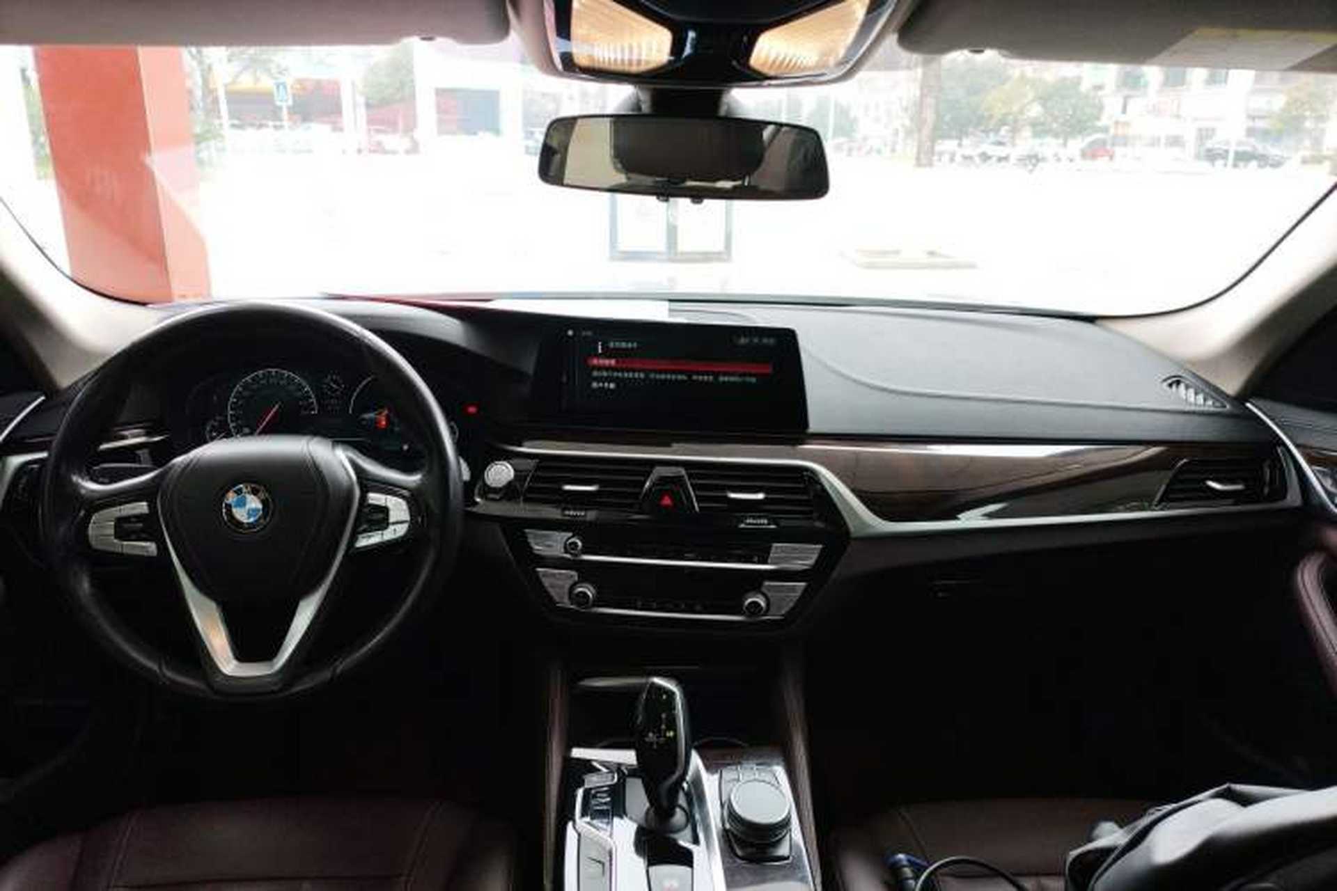 Used BMW 5 Series 2019 525Li Luxury Package Center Console