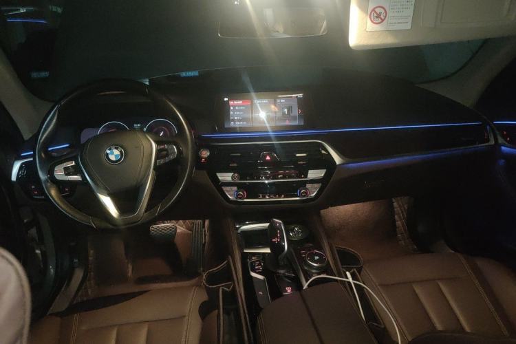 Used BMW 5 Series 2019 525Li Luxury Package Center Console