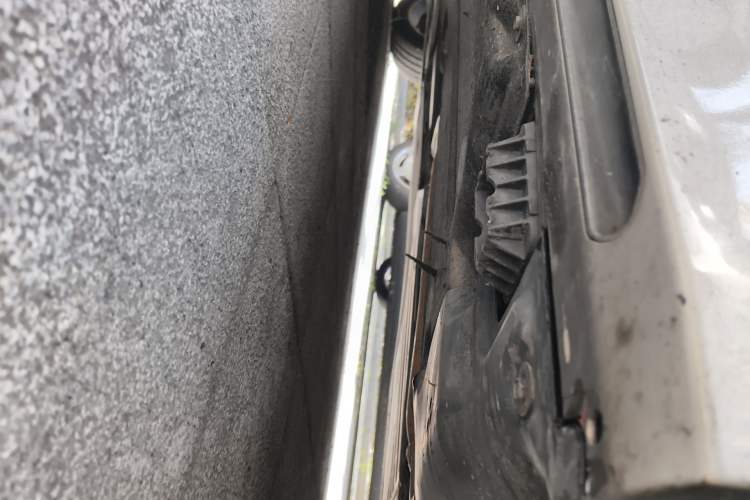 Used BMW 5 Series 2019 525Li Luxury Package Chassis Front Right