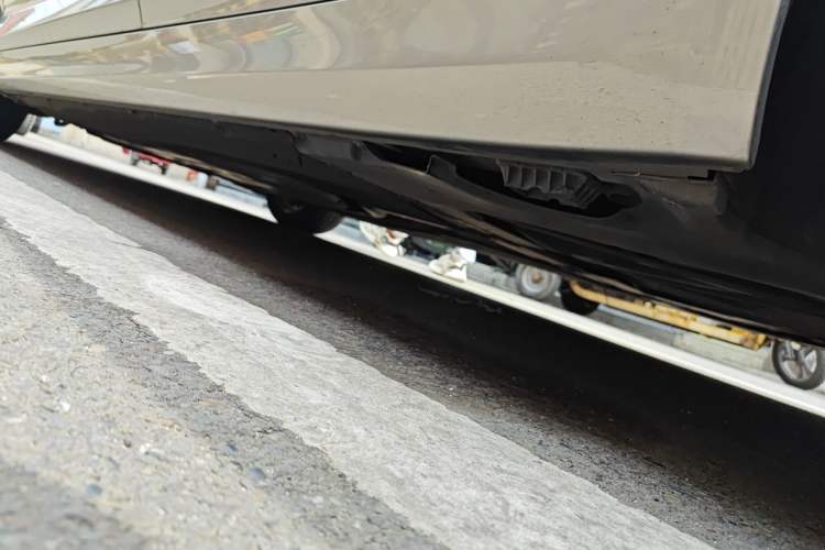 Used BMW 5 Series 2019 530Li Leading Model Luxury Package Chassis Rear Left