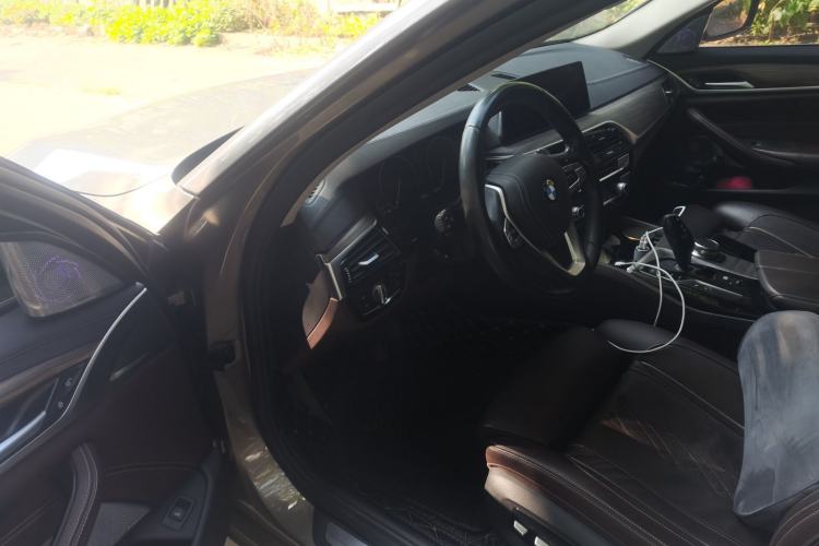 Used BMW 5 Series 2019 540Li Executive Edition Driver Seat