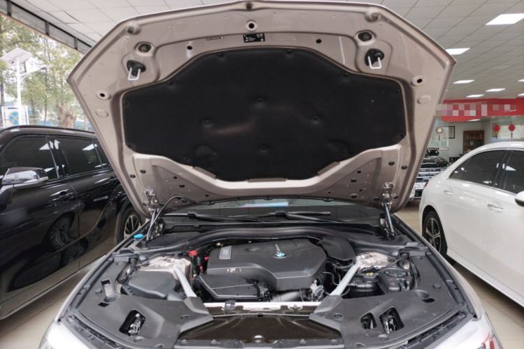 Used BMW 5 Series 2019 525Li Luxury Package Engine Bay