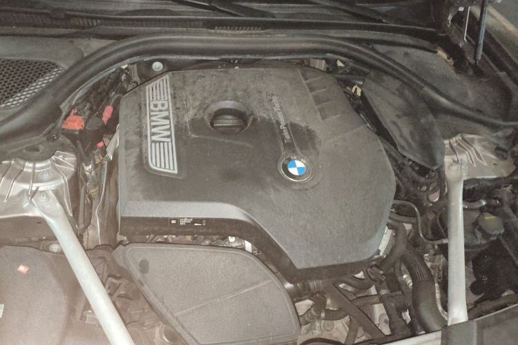 Used BMW 5 Series 2019 525Li Luxury Package Engine Bay