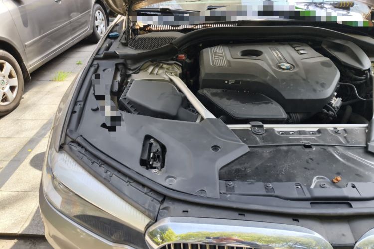 Used BMW 5 Series 2019 525Li Luxury Package Engine Bay Right