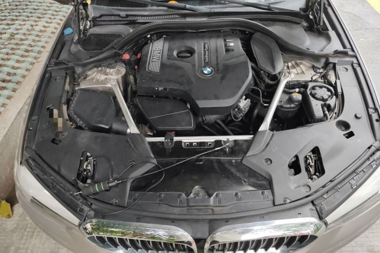 Used BMW 5 Series 2019 Facelifted 525Li Luxury Package Engine Bay