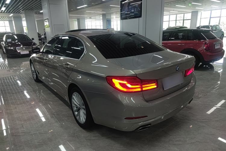 Used BMW 5 Series 2019 525Li Luxury Package Exterior 2