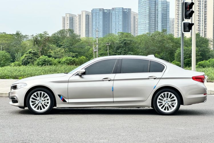 Used BMW 5 Series 2019 Facelifted 530Li Leading Edition Luxury Package Exterior 3