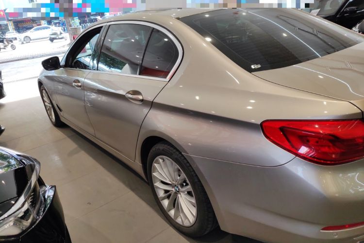 Used BMW 5 Series 2019 530Li Leading Model Luxury Package Exterior 3