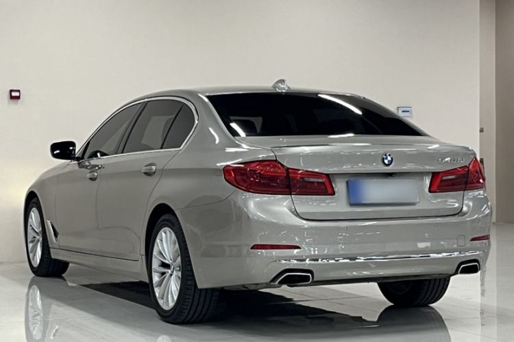 Used BMW 5 Series 2019 Facelifted 525Li Luxury Package Exterior 5
