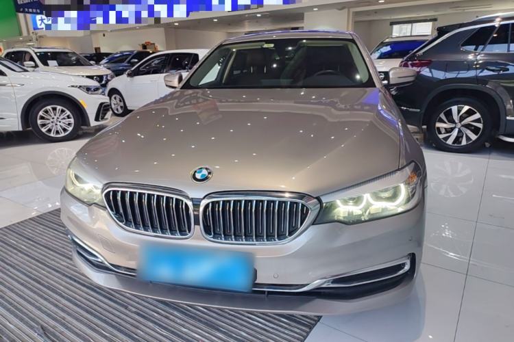 Used BMW 5 Series 2019 Facelifted 525Li Luxury Package Front