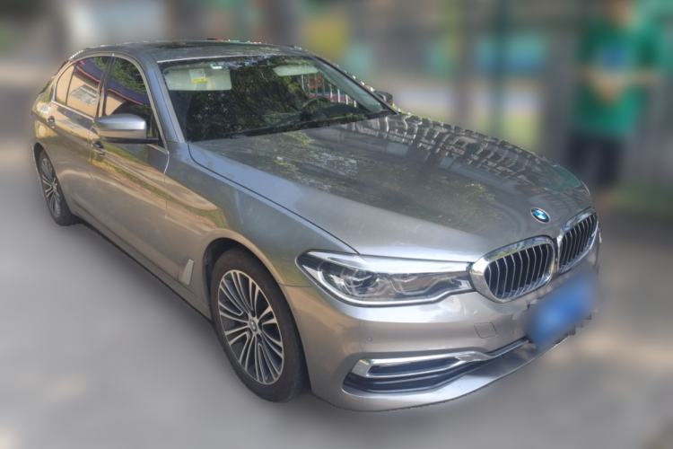 Used BMW 5 Series 2019 540Li Executive Edition Front Right 45 Deg