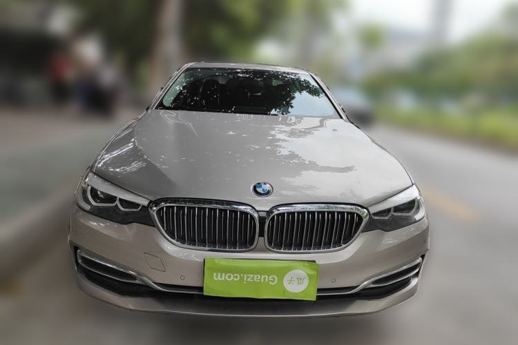 Used BMW 5 Series 2019 Facelifted 525Li Luxury Package Front