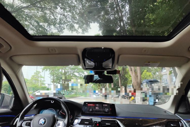 Used BMW 5 Series 2019 Facelifted 525Li Luxury Package Headliner