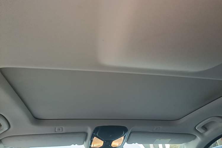 Used BMW 5 Series 2019 525Li Luxury Package Headliner
