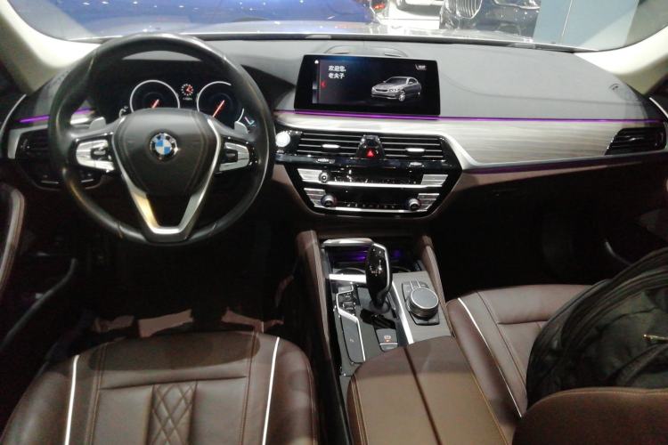 Used BMW 5 Series 2019 Facelifted 530Li Leading Edition Luxury Package Interior 2