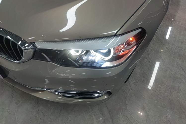 Used BMW 5 Series 2019 525Li Luxury Package Left Front Headlight