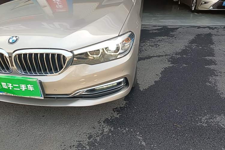 Used BMW 5 Series 2019 525Li Luxury Package Left Front Headlight