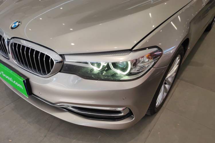 Used BMW 5 Series 2019 530Li Leading Model Luxury Package Left Front Headlight