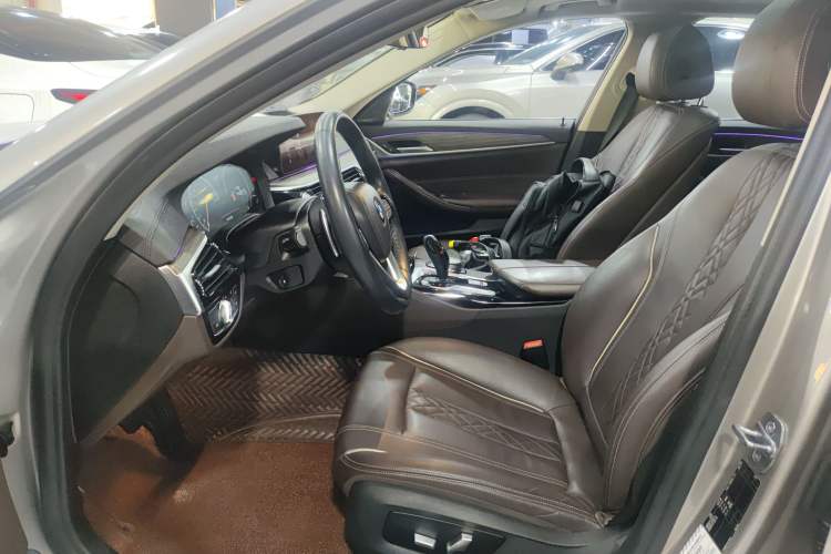 Used BMW 5 Series 2019 Facelifted 530Li Leading Edition Luxury Package Left Front Seat