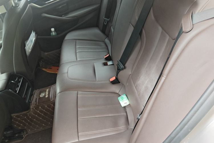 Used BMW 5 Series 2019 525Li Luxury Package Left Rear Seat