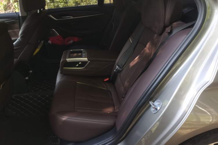 Used BMW 5 Series 2019 540Li Executive Edition Left Rear Seat